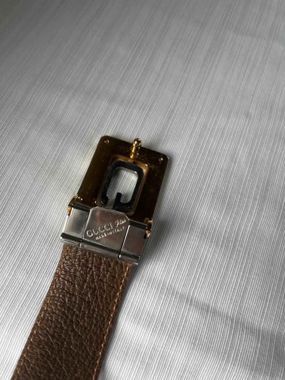 Gucci Brown and Gray Monogram Belt with Two-Tone G Buckle - Picture 9 of 11